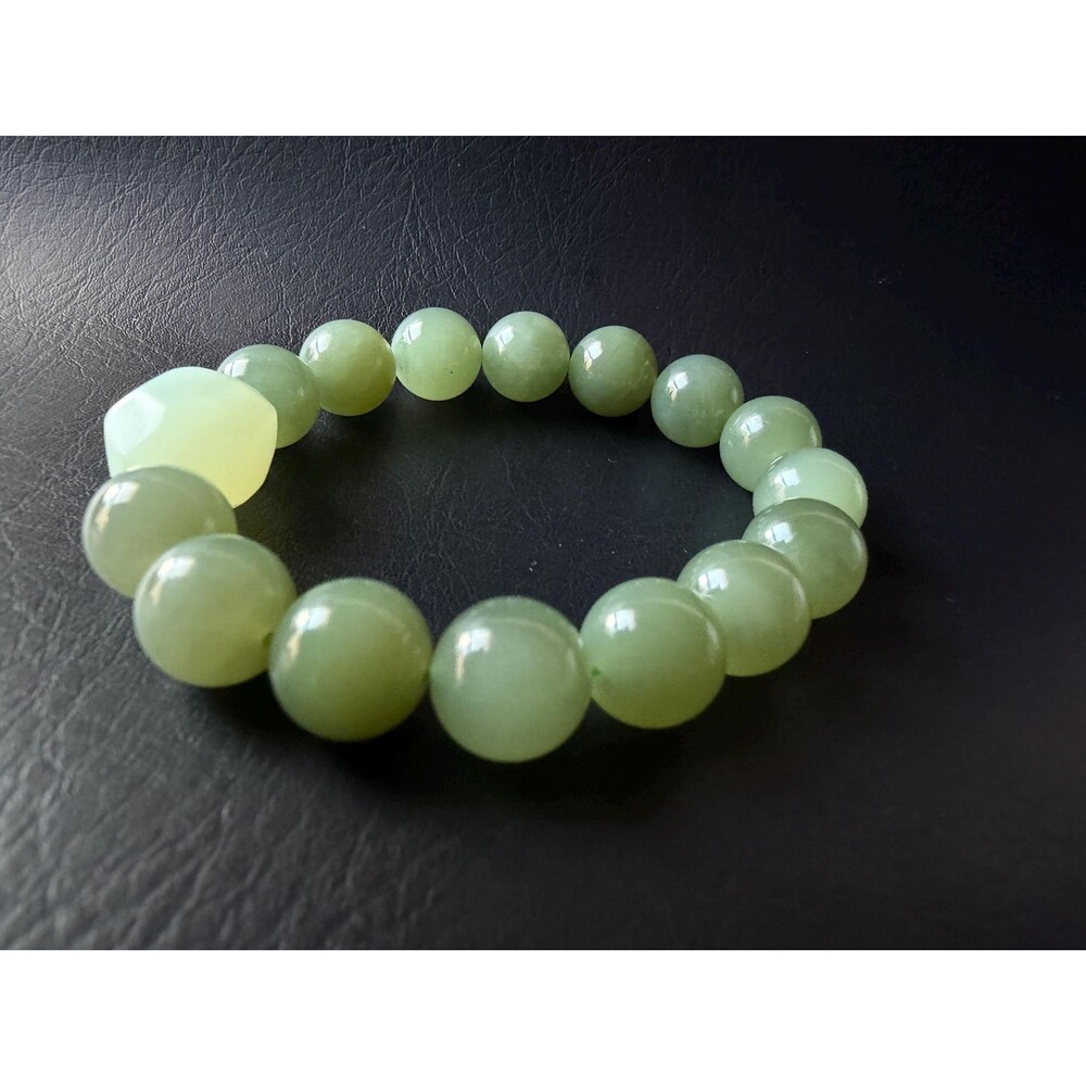 Natural Jade Beaded Bracelet 12mm Icy Celadon Green Beads W/ Faceted Focal Jade - Picture 4 of 9